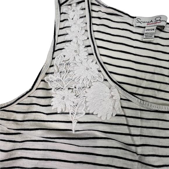 French Laundry Striped Crochet Embellished Tank Top Black and White 22/24 - Picture 2 of 8